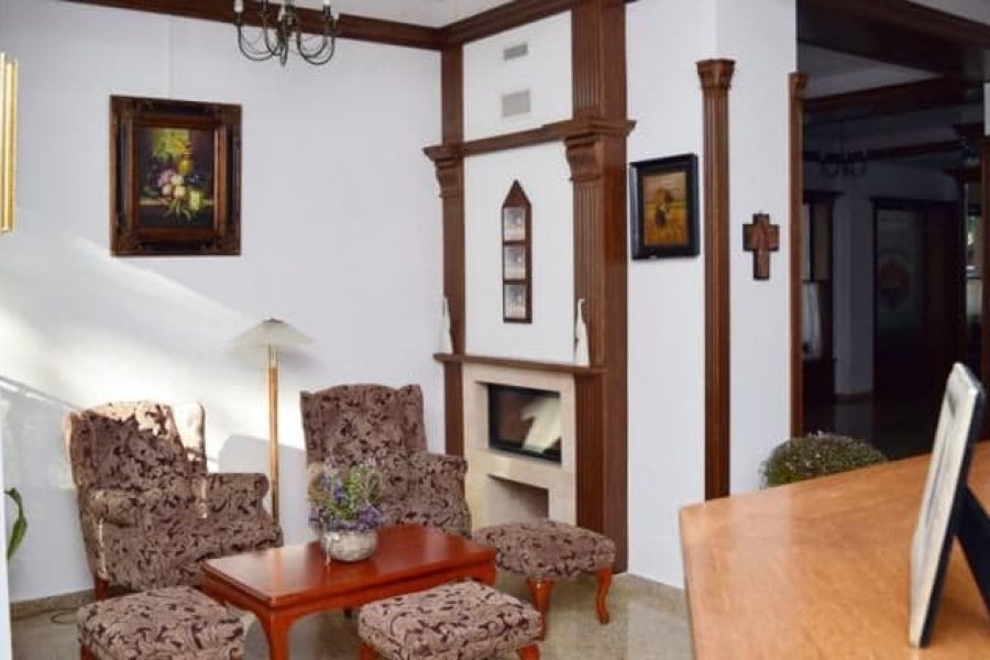 121740396_1424196261119841_7986347690102988073_n